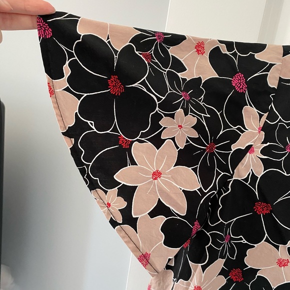 Who What Wear Bell Sleeve Button Down - Picture 5 of 6